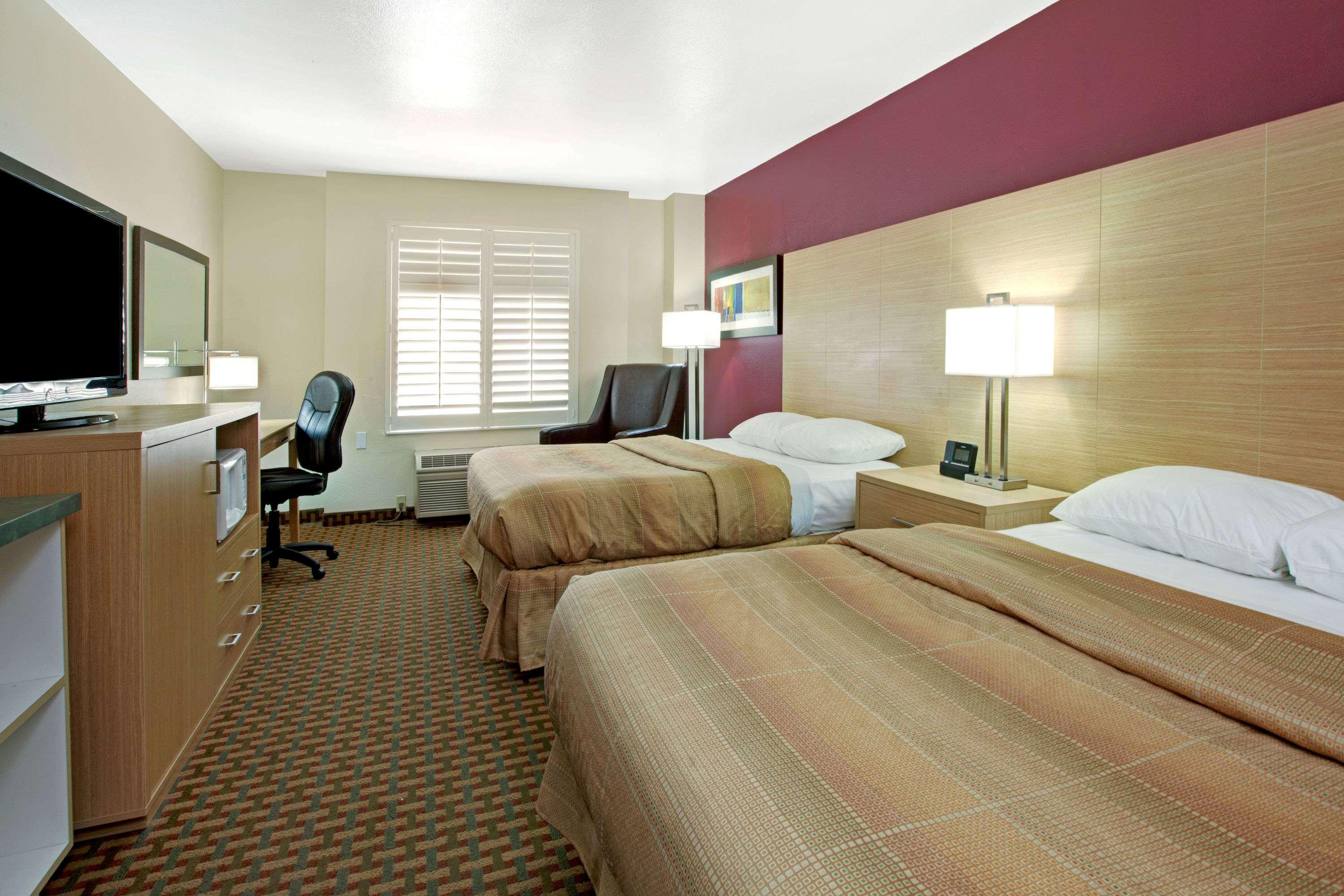 Ramada Limited And Suites San Francisco Airport South San Francisco Bagian luar foto